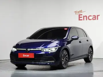 2022 Volkswagen Golf с пробегом 44 993 км