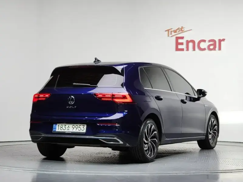 2022 Volkswagen Golf с пробегом 44 993 км