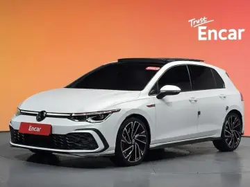 2024 Volkswagen Golf с пробегом 9 556 км