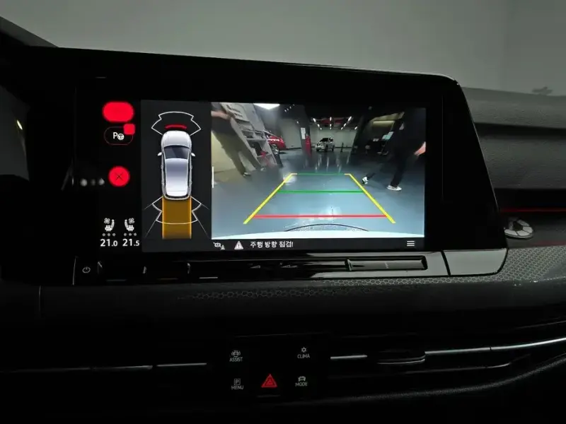 2024 Volkswagen Golf с пробегом 9 556 км