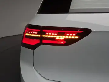2024 Volkswagen Golf с пробегом 9 556 км