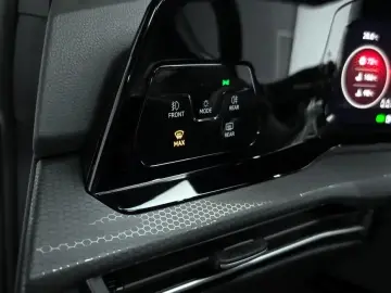 2024 Volkswagen Golf с пробегом 9 556 км