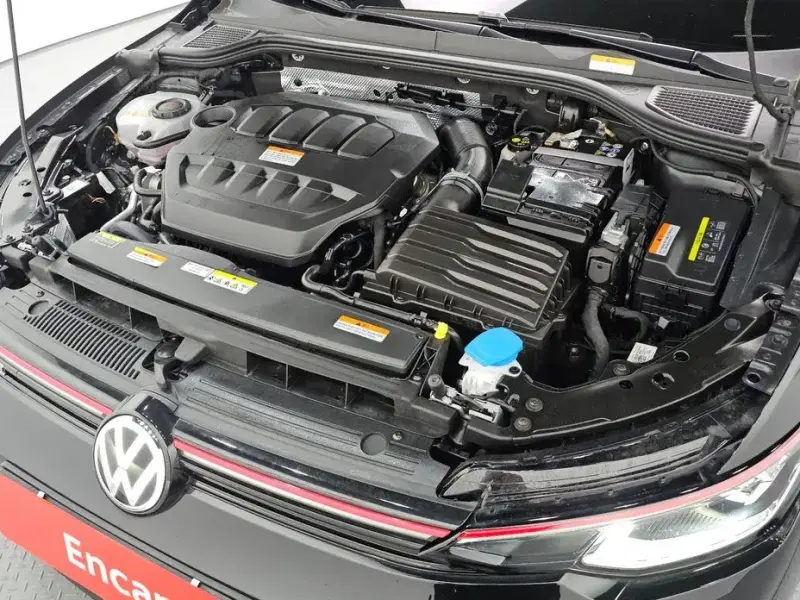 2025 Volkswagen Golf с пробегом 1 198 км