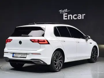 2023 Volkswagen Golf с пробегом 74 815 км