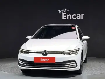 2023 Volkswagen Golf с пробегом 74 815 км