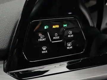 2023 Volkswagen Golf с пробегом 74 815 км