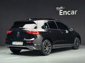 2022 Volkswagen Golf с пробегом 61 210 км