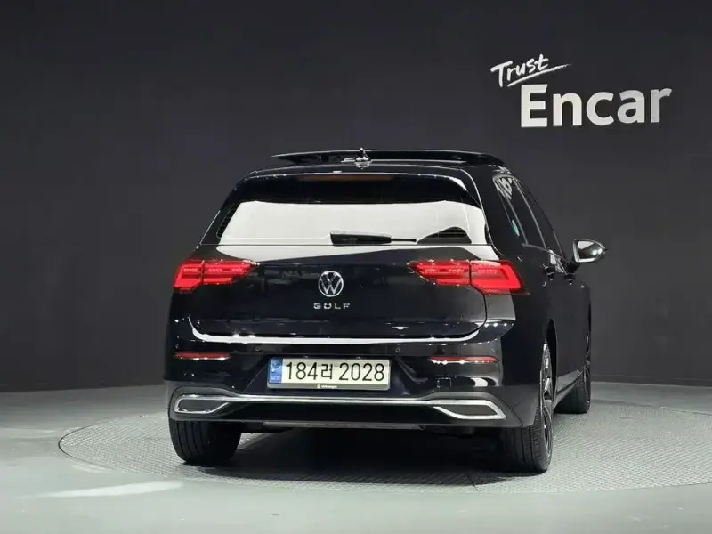 2022 Volkswagen Golf с пробегом 61 210 км