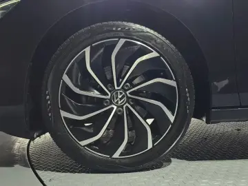 2022 Volkswagen Golf с пробегом 61 210 км