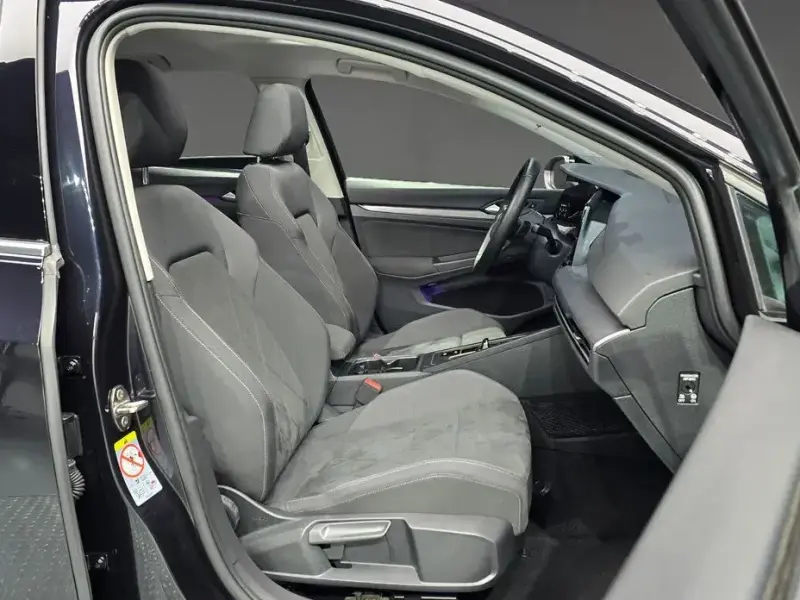 2022 Volkswagen Golf с пробегом 61 210 км