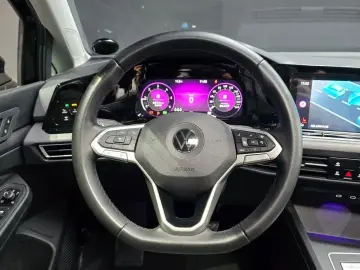 2022 Volkswagen Golf с пробегом 61 210 км