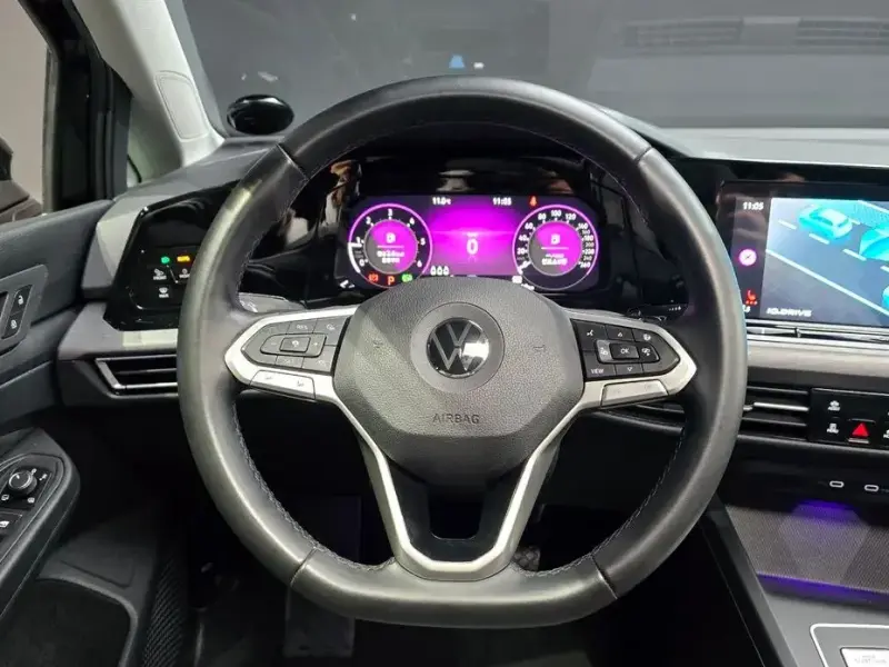 2022 Volkswagen Golf с пробегом 61 210 км