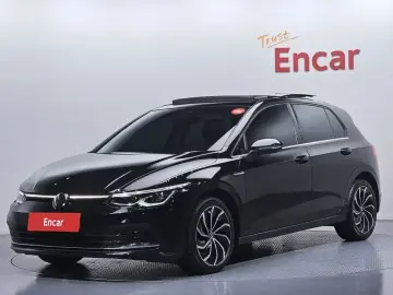 2022 Volkswagen Golf с пробегом 61 310 км