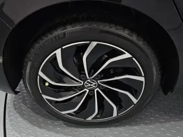 2022 Volkswagen Golf с пробегом 61 310 км