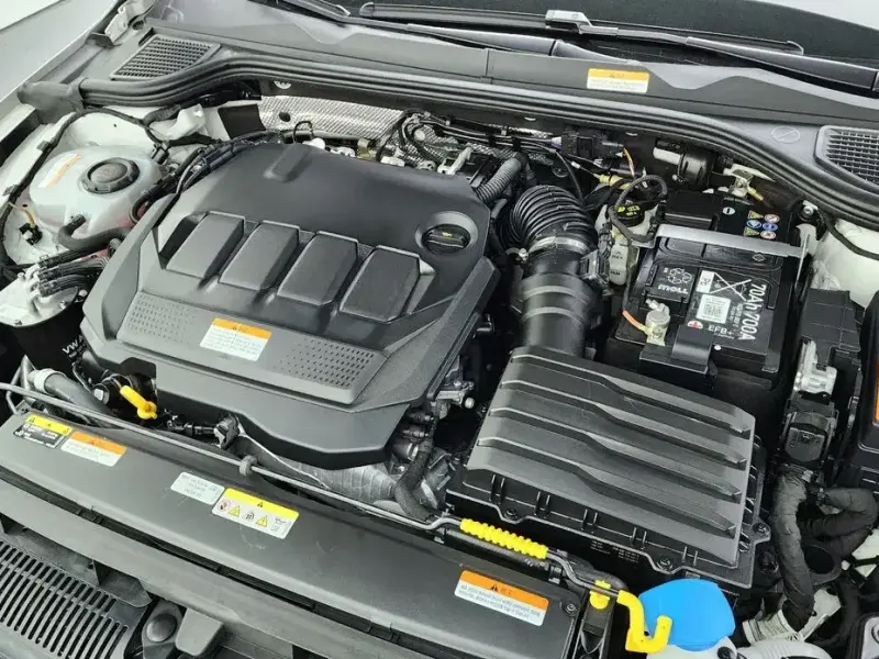 2024 Volkswagen Golf с пробегом 15 371 км