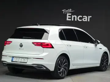 2023 Volkswagen Golf с пробегом 82 477 км