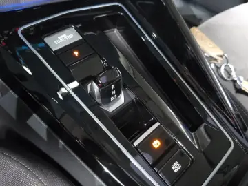 2023 Volkswagen Golf с пробегом 82 477 км
