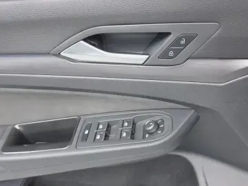 2023 Volkswagen Golf с пробегом 82 477 км