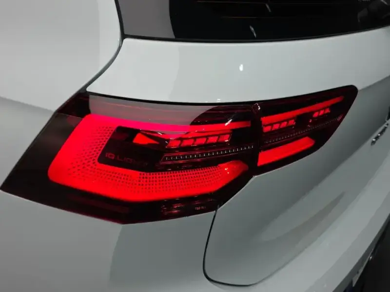 2023 Volkswagen Golf с пробегом 82 477 км