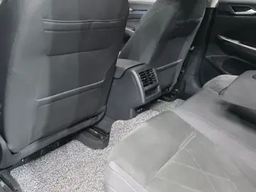2023 Volkswagen Golf с пробегом 82 477 км