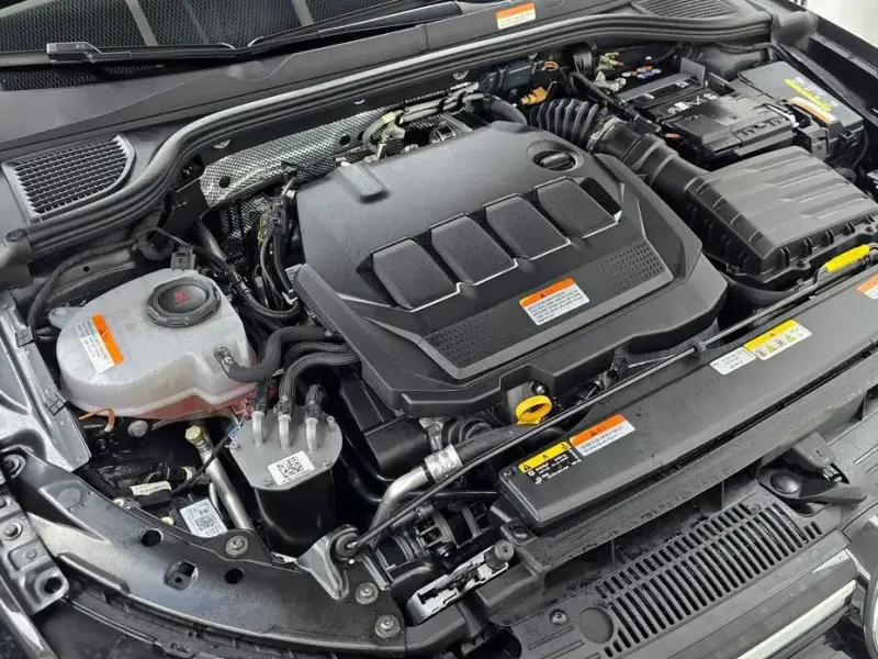 2025 Volkswagen Golf с пробегом 12 799 км