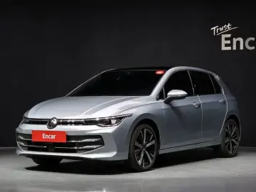 2025 Volkswagen Golf с пробегом 15 951 км