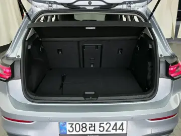 2025 Volkswagen Golf с пробегом 15 951 км