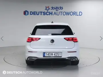2024 Volkswagen Golf с пробегом 17 576 км
