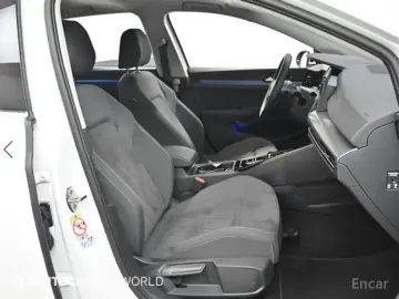 2024 Volkswagen Golf с пробегом 17 576 км