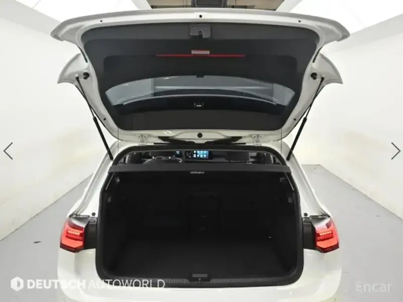 2024 Volkswagen Golf с пробегом 17 576 км