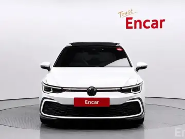 2024 Volkswagen Golf с пробегом 15 481 км