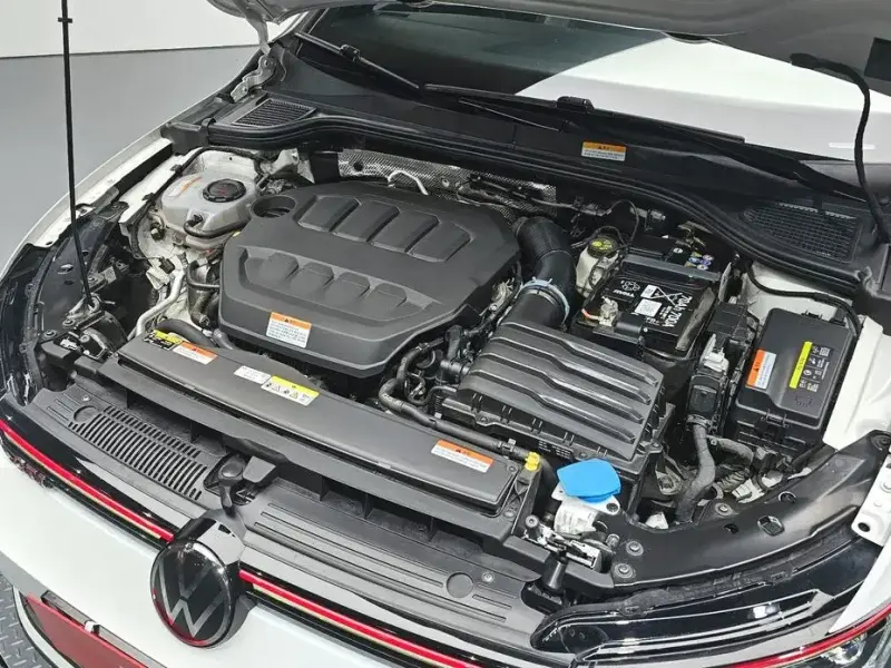 2024 Volkswagen Golf с пробегом 15 481 км