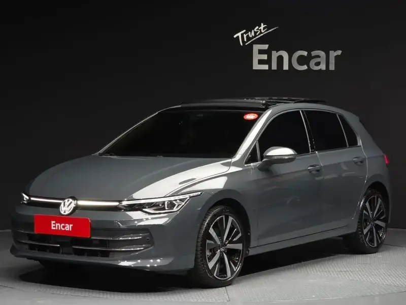 2025 Volkswagen Golf с пробегом 19 728 км