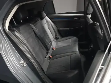 2025 Volkswagen Golf с пробегом 19 728 км