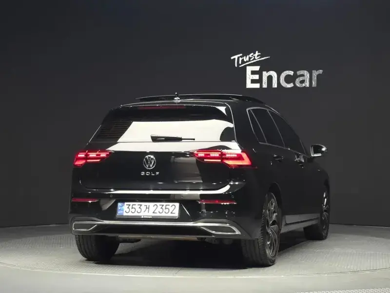 2024 Volkswagen Golf с пробегом 22 236 км