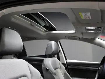 2024 Volkswagen Golf с пробегом 22 236 км