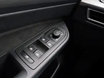 2024 Volkswagen Golf с пробегом 22 236 км