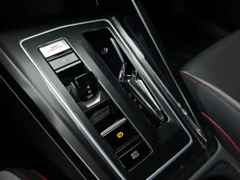 2023 Volkswagen Golf с пробегом 19 673 км