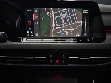 2024 Volkswagen Golf с пробегом 27 074 км