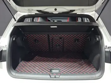 2024 Volkswagen Golf с пробегом 27 074 км
