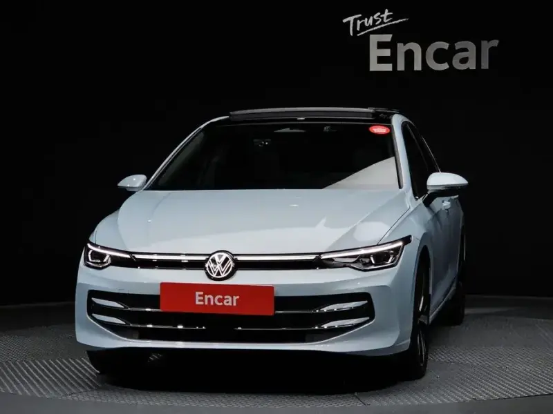 2025 Volkswagen Golf с пробегом 3 723 км