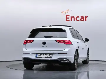 2024 Volkswagen Golf с пробегом 13 326 км