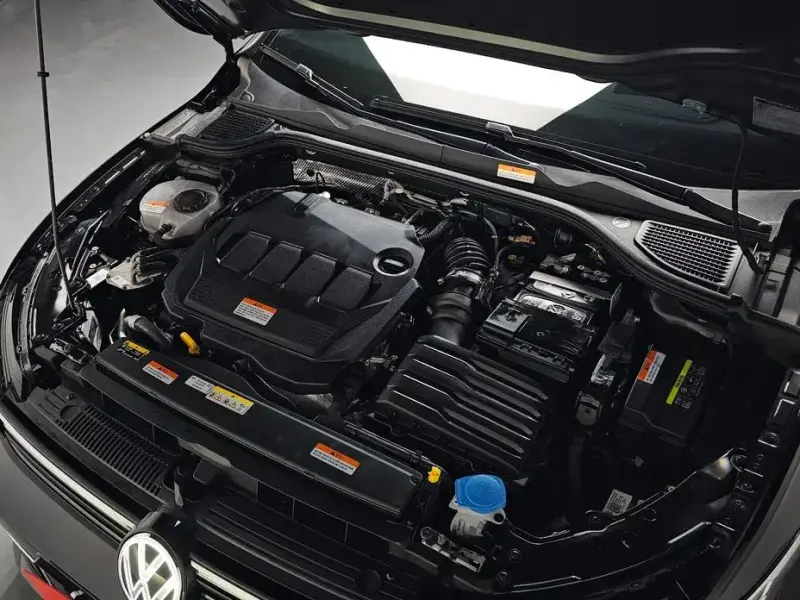 2025 Volkswagen Golf с пробегом 13 721 км