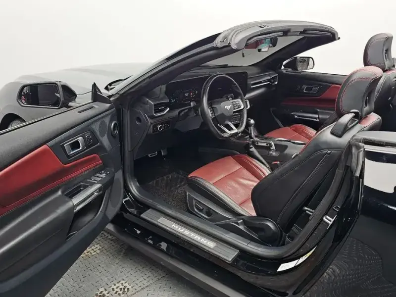 2024 Ford Mustang с пробегом 31 239 км