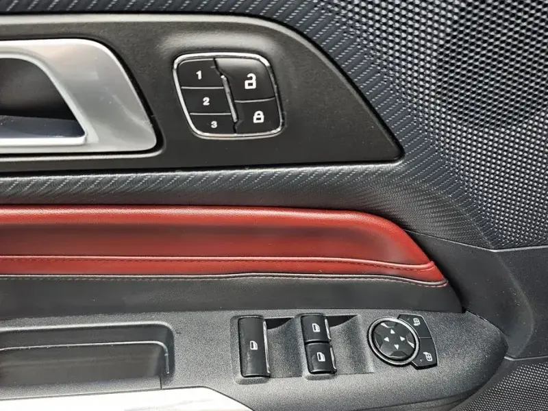 2024 Ford Mustang с пробегом 31 239 км