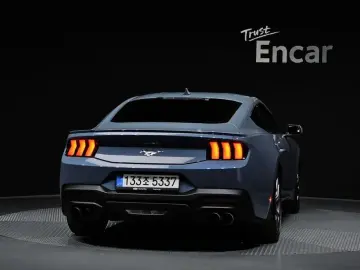 2025 Ford Mustang с пробегом 9 229 км