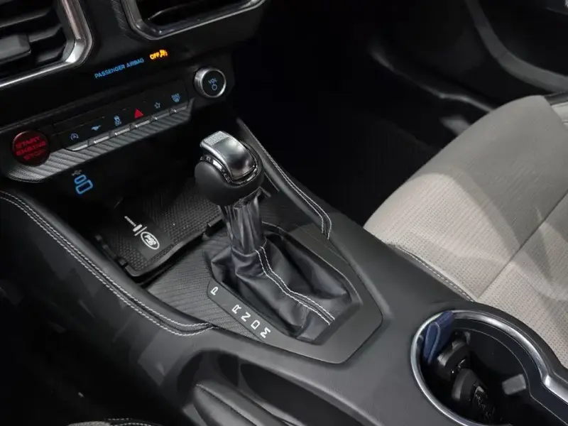 2025 Ford Mustang с пробегом 9 229 км