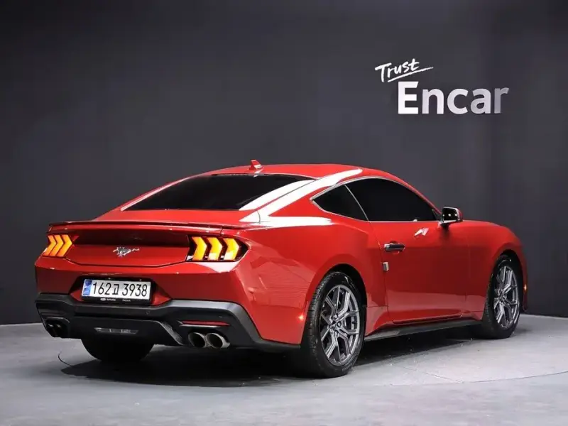 2024 Ford Mustang с пробегом 20 601 км
