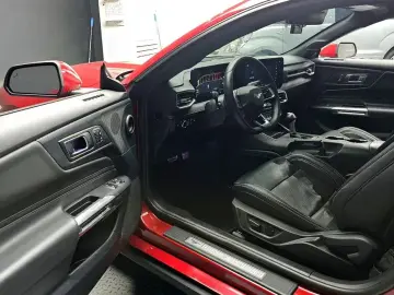 2024 Ford Mustang с пробегом 20 601 км