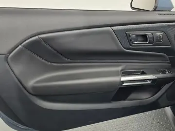 2024 Ford Mustang с пробегом 22 537 км